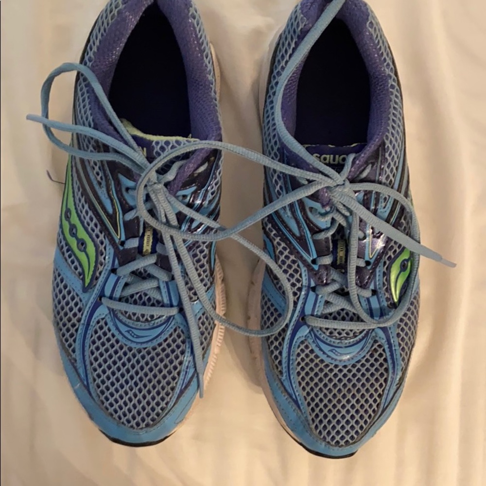 Running shoes